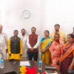 मझिआंव नगर पंचायत में ‘शक्ति परीक्षण’ के साथ नए युग का आगाज: सुमित्रा देवी ने तीसरी बार ली शपथ, सुमन विश्वकर्मा बनीं उपाध्यक्ष