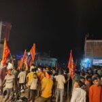 गढ़वा के रमकंडा में महाअष्टमी पर महासंग्राम : पत्थरबाजी, लाठीचार्ज और आंसू गैस के गोले; 19 हिरासत में, थाना प्रभारी नपे