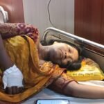 गढ़वा : सौतन बनी ‘खून की प्यासी’, बीच सड़क पर पहली पत्नी ने दूसरी को जमकर कूटा; अस्पताल में भर्ती