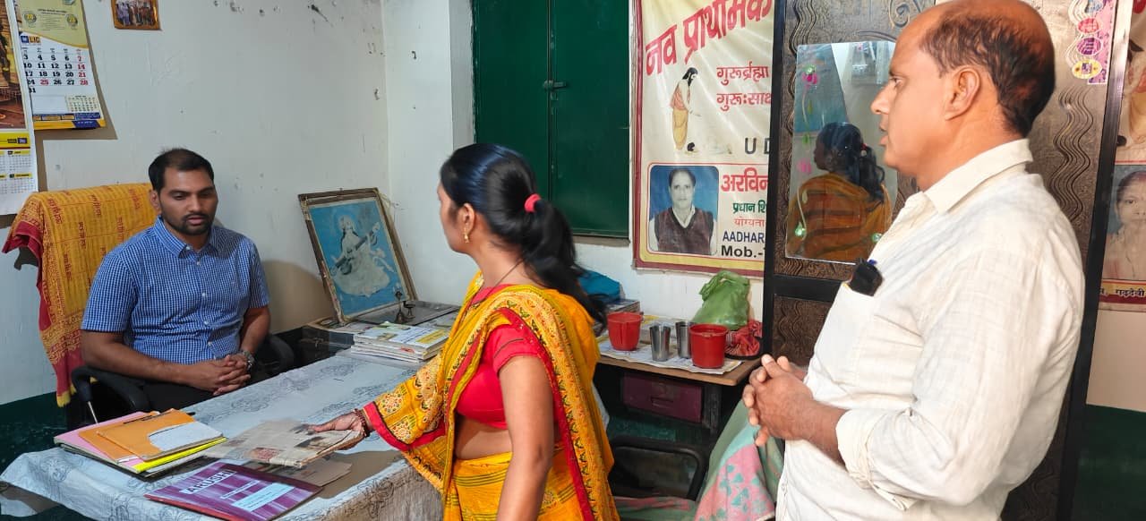Discussion in an office setting.