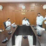 ​अपर समाहर्ता ने जनसुनवाई में सुनीं जनता की समस्याएं, अधिकारियों को दिए त्वरित निष्पादन के निर्देश