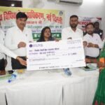 गढ़वा : ‘श्रमेव वन्दते’ के संकल्प के साथ मना मजदूर दिवस; DLSA ने श्रमिकों को किया सम्मानित, योजनाओं की दी जानकारी